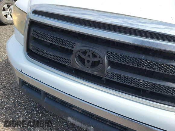 2011 Toyota Tundra with VIN 5TFUY5F1XBX198815, listed as a IAAI auction lot 42571444 with 281,114 mi miles and . Bid and sale history available at DreamBid. Image 14.