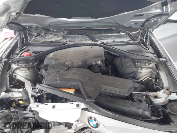 2016 BMW 3 Series 328i Gran Turismo xDrive z VIN WBA8Z5C59GG501996, wystawiony jako IAAI lot #41238964 z przebiegiem 71 542 mil mil oraz . Historia ofert i sprzedaży dostępna na DreamBid. Obrazek 10.
