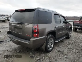 2011 GMC Yukon Denali with VIN 1GKS1EEF6BR376267, listed as a Copart auction lot 85804174 with 0 mi miles and Clean Title. Bid and sale history available at carsss.com. Image 3.