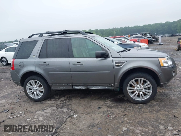 2010 Land Rover LR2 HSE z VIN SALFT2BNXAH208548, wystawiony jako IAAI lot #42387739 z przebiegiem 147 093 mil mil oraz . Historia ofert i sprzedaży dostępna na DreamBid. Obrazek 13.