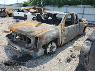 2007 GMC Sierra 1500 SLE2 с VIN 1GTEK19057Z608899, выставлен на аукционе Copart как лот 62321075 с пробегом Не указан миль и Списание • Salvage title. История ставок и продаж доступна на DreamBid. Изображение 1.