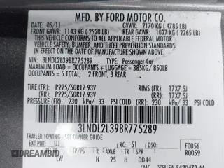 2011 Lincoln MKZ Hybrid with VIN 3LNDL2L39BR775289, listed as a IAAI auction lot 41834998 with 131,985 mi miles. Bid and sale history available at carsss.com. Image 9.