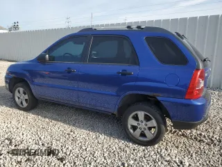 2010 Kia Sportage LX z VIN KNDKG3A46A7722489, wystawiony jako Copart lot #57530485 z przebiegiem 258 368 mil mil oraz Czysty tytuł • Clean title. Historia ofert i sprzedaży dostępna na DreamBid. Obrazek 2.