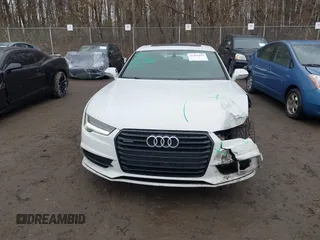 2017 Audi A7 Premium Plus с VIN WAUW2AFC0HN085266, выставлен на аукционе IAAI как лот 41461035 с пробегом 135 459 миль миль и . История ставок и продаж доступна на DreamBid. Изображение 12.