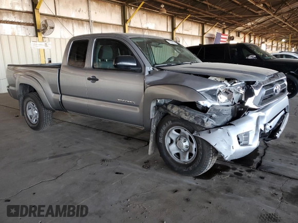 2014 Toyota Tacoma PreRunner z VIN 5TFTU4GN5EX063359, wystawiony jako Copart lot #47021535 z przebiegiem 109 192 mil mil oraz Szkoda całkowita • Salvage title. Historia ofert i sprzedaży dostępna na DreamBid. Obrazek 4.