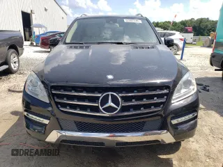 2013 Mercedes-Benz M 350 z VIN 4JGDA5JB4DA213539, wystawiony jako Copart lot #57597245 z przebiegiem 75 086 mil mil oraz Szkoda całkowita • Salvage title. Historia ofert i sprzedaży dostępna na DreamBid. Obrazek 5.