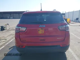 2018 Jeep Compass Sport with VIN 3C4NJCAB3JT255203, listed as a IAAI auction lot 42052746 with 112,451 mi miles and . Bid and sale history available at DreamBid. Image 16.