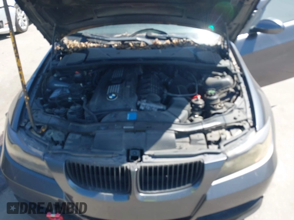 2008 BMW 3 Series 335i with VIN WBAVB775X8NH78654, listed as a IAAI auction lot 41885433 with 127,451 mi miles. Bid and sale history available at carsss.com. Image 10.