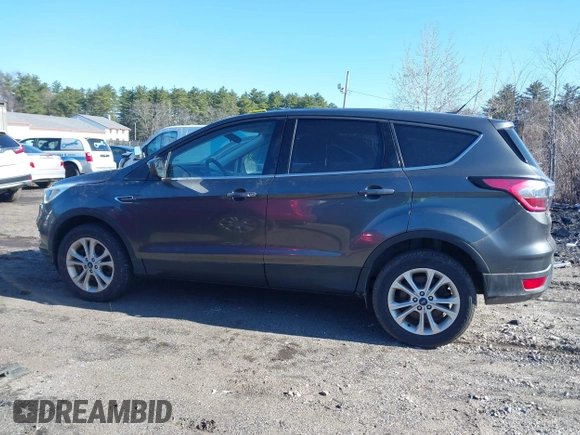 2017 Ford Escape SE with VIN 1FMCU9GD6HUC70333, listed as a IAAI auction lot 41920087 with 67,441 mi miles. Bid and sale history available at carsss.com. Image 14.