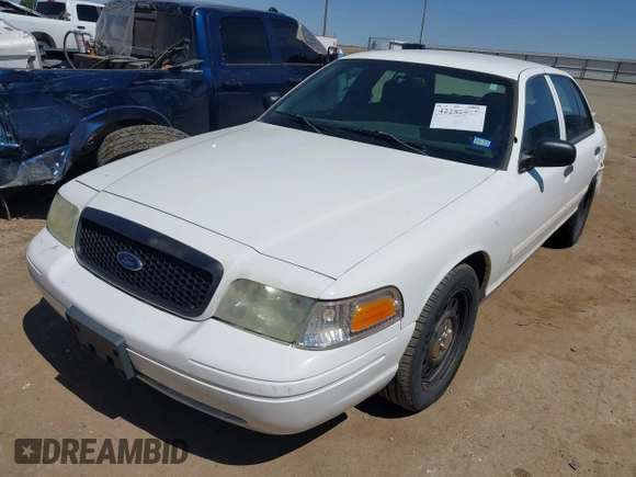 2010 Ford Police Interceptor with VIN 2FABP7BV1AX135812, listed as a IAAI auction lot 42282987 with Not provided miles and . Bid and sale history available at DreamBid. Image 17.