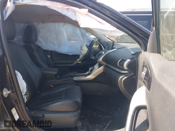 2018 Mitsubishi Eclipse Cross SE with VIN JA4AT5AA4JZ048317, listed as a IAAI auction lot 40069284 with 165,817 mi miles and . Bid and sale history available at DreamBid. Image 5.