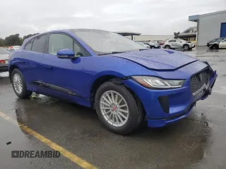 2019 Jaguar I-PACE S with VIN SADHB2S19K1F72929, listed as a Copart auction lot 85820134 with 29,612 mi miles and Salvage Title. Bid and sale history available at carsss.com. Image 4.