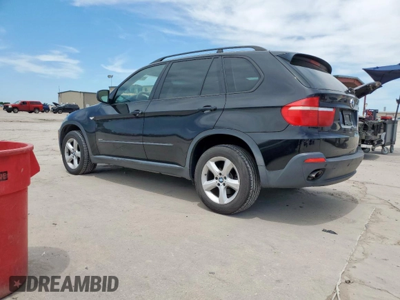 2008 BMW X5 3.0si z VIN 5UXFE43588L009967, wystawiony jako Copart lot #57900245 z przebiegiem 137 882 mil mil oraz Czysty tytuł • Clean title. Historia ofert i sprzedaży dostępna na DreamBid. Obrazek 2.