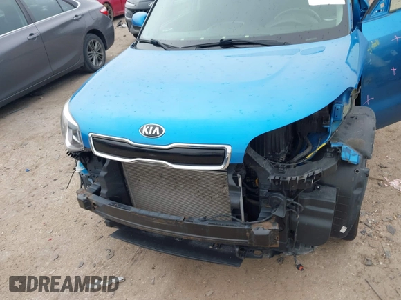 2016 Kia Soul + with VIN KNDJP3A52G7311930, listed as a IAAI auction lot 41615115 with 106,945 mi miles. Bid and sale history available at carsss.com. Image 6.