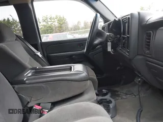 2006 Chevrolet Silverado 1500 LT3 with VIN 1GCEK19Z36Z191795, listed as a IAAI auction lot 41974337 with 148,651 mi miles and . Bid and sale history available at DreamBid. Image 5.