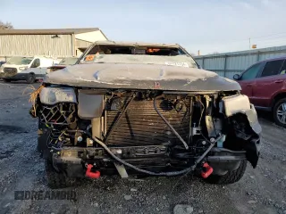 2017 Jeep Grand Cherokee Trailhawk with VIN 1C4RJFLT0HC694583, listed as a Copart auction lot 84421734 with 116,772 mi miles and Salvage title. Bid and sale history available at DreamBid. Image 5.