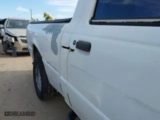 2000 Ford Ranger XL with VIN 1FTYR10V6YPA14644, listed as a IAAI auction lot 41816577 with 252,652 mi miles. Bid and sale history available at carsss.com. Image 6.