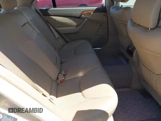 2003 Mercedes-Benz S-Class 4.3L with VIN WDBNG70J73A377067, listed as a IAAI auction lot 42137032 with 122,938 mi miles. Bid and sale history available at carsss.com. Image 8.