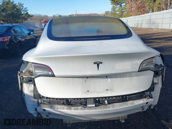 2018 Tesla Model 3 Long Range Battery with VIN 5YJ3E1EA0JF153146, listed as a IAAI auction lot 41621919 with 76,794 mi miles and . Bid and sale history available at DreamBid. Image 16.