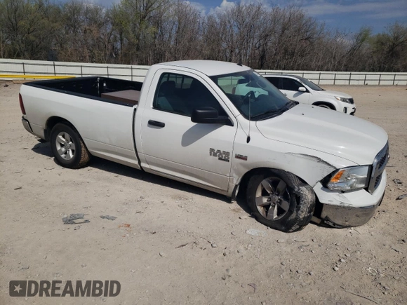 2019 Ram 1500 Tradesman z VIN 3C6JR6DT7KG532305, wystawiony jako Copart lot #50749385 z przebiegiem 72 417 mil mil oraz Szkoda całkowita • Salvage title. Historia ofert i sprzedaży dostępna na DreamBid. Obrazek 4.