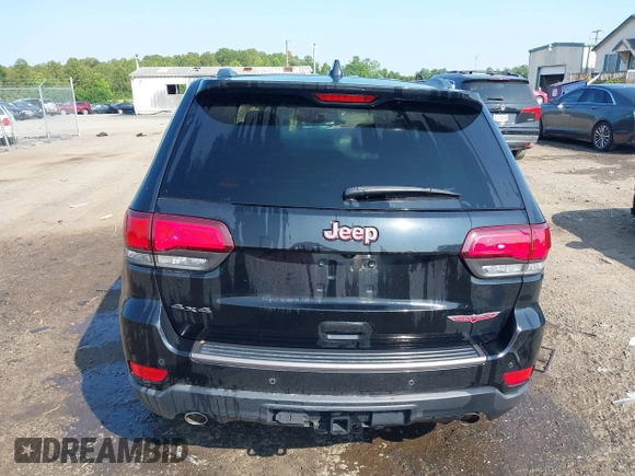 2018 Jeep Grand Cherokee Trailhawk with VIN 1C4RJFLG4JC241057, listed as a IAAI auction lot 42416590 with 81,822 mi miles and . Bid and sale history available at DreamBid. Image 16.