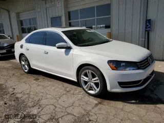 2014 Volkswagen Passat SE w/Sunroof with VIN 1VWBS7A32EC111673, listed as a Copart auction lot 54444255 with 146,068 mi miles and Clean Title. Bid and sale history available at carsss.com. Image 4.