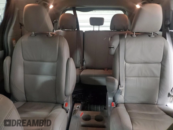 2019 Toyota Sienna XLE Auto Access Seat with VIN 5TDYZ3DC3KS005207, listed as a Copart auction lot 47881075 with 155,779 mi miles and Salvage Title. Bid and sale history available at carsss.com. Image 10.