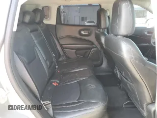 2018 Jeep Compass Latitude z VIN 3C4NJCBB5JT137135, wystawiony jako Copart lot #59592615 z przebiegiem 65 248 mil mil oraz Szkoda całkowita • Salvage title. Historia ofert i sprzedaży dostępna na DreamBid. Obrazek 11.