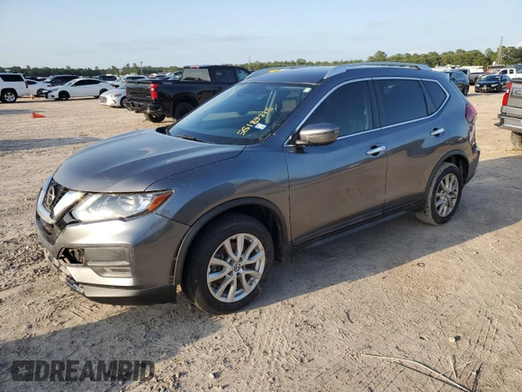 2020 Nissan Rogue SV z VIN JN8AT2MT3LW015576, wystawiony jako Copart lot #56189775 z przebiegiem 43 786 mil mil oraz Szkoda całkowita • Salvage title. Historia ofert i sprzedaży dostępna na DreamBid. Obrazek 1.