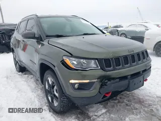 2018 Jeep Compass Trailhawk with VIN 3C4NJDDB5JT190890, listed as a IAAI auction lot 41251405 with 35,320 mi miles and . Bid and sale history available at carsss.com. Image 6.