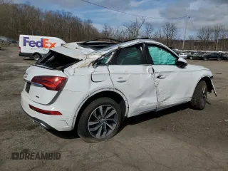2021 Audi Q5 Premium with VIN WA1AAAFY4M2001967, listed as a Copart auction lot 49786025 with Not Provided miles and Salvage Title. Bid and sale history available at carsss.com. Image 3.