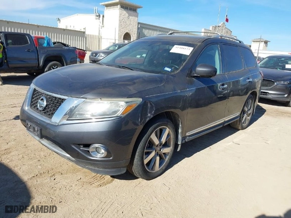 2013 Nissan Pathfinder Platinum with VIN 5N1AR2MN4DC639381, listed as a IAAI auction lot 41408173 with 136,509 mi miles. Bid and sale history available at carsss.com. Image 2.