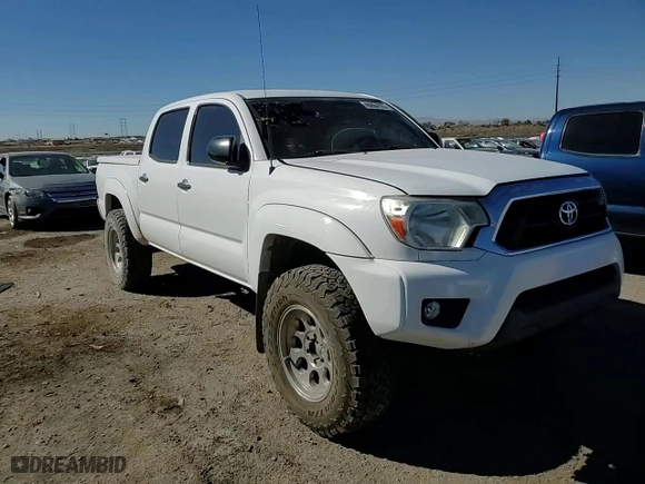 2015 Toyota Tacoma with VIN 3TMLU4EN9FM197401, listed as a Copart auction lot 46864105 with NaN miles and Salvage Title. Bid and sale history available at carsss.com. Image 10.