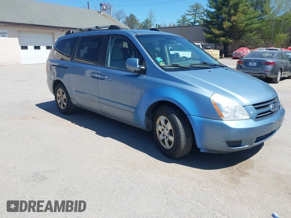 2007 Kia Sedona EX with VIN KNDMB233276158120, listed as a IAAI auction lot 42157778 with 222,920 mi miles. Bid and sale history available at carsss.com. Image 1.