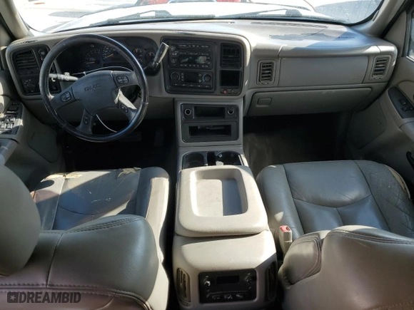 2004 GMC Sierra 1500 Crew Cab SLE with VIN 2GTEK13T941404906, listed as a Copart auction lot 71011494 with 271,852 mi miles and Clean Title. Bid and sale history available at carsss.com. Image 8.