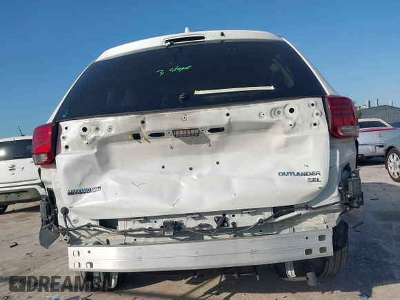 2017 Mitsubishi Outlander SE with VIN JA4AD3A36HZ032374, listed as a IAAI auction lot 42108810 with 89,034 mi miles and . Bid and sale history available at DreamBid. Image 21.