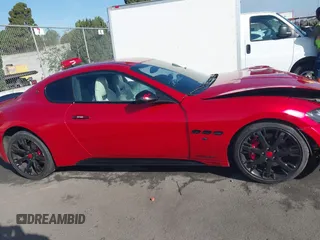 2013 Maserati GranTurismo Sport with VIN ZAM45VLA2D0072050, listed as a IAAI auction lot 41710557 with 62,864 mi miles. Bid and sale history available at carsss.com. Image 14.