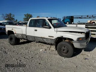 1995 Dodge Ram 3500 with VIN 3B7MF33C8SM159162, listed as a Copart auction lot 73484924 with 229,630 mi miles and Salvage Title. Bid and sale history available at carsss.com. Image 4.