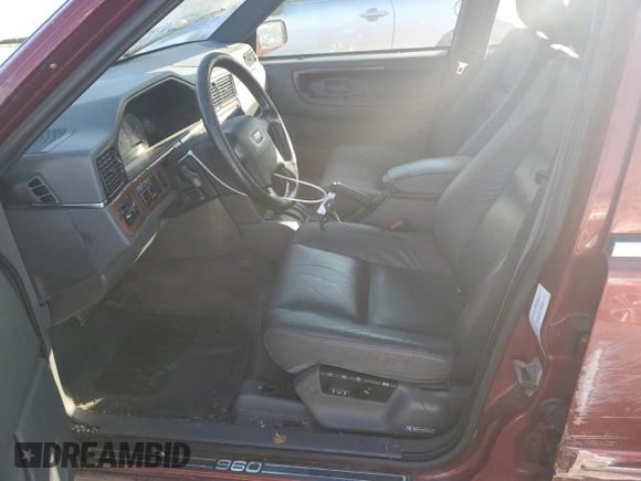 1996 Volvo 960 with VIN YV1KS9603T1095676, listed as a Copart auction lot 53124405 with 134,942 mi miles and Salvage title. Bid and sale history available at DreamBid. Image 7.