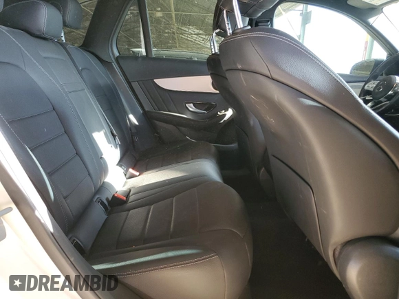 2021 Mercedes-Benz GLC 300 z VIN W1N0G8DB9MV324085, wystawiony jako Copart lot #52031845 z przebiegiem 43 701 mil mil oraz Szkoda całkowita • Salvage title. Historia ofert i sprzedaży dostępna na DreamBid. Obrazek 10.