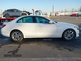 2017 Mercedes-Benz C 300 with VIN 55SWF4JB5HU191717, listed as a IAAI auction lot 41400167 with 37,803 mi miles and . Bid and sale history available at carsss.com. Image 14.