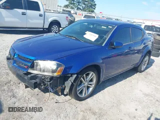 2014 Dodge Avenger SXT z VIN 1C3CDZCG7EN201911, wystawiony jako IAAI lot #42323606 z przebiegiem 149 714 mil mil oraz . Historia ofert i sprzedaży dostępna na DreamBid. Obrazek 2.