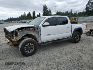 2017 Toyota Tacoma SR5 with VIN 3TMCZ5AN9HM059289, listed as a Copart auction lot 60870715 with 108,528 mi miles and Salvage title. Bid and sale history available at DreamBid. Image 1.