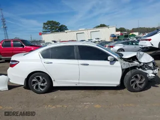 2017 Honda Accord Sedan LX with VIN 1HGCR2F39HA079885, listed as a IAAI auction lot 41825296 with 174,193 mi miles. Bid and sale history available at carsss.com. Image 14.