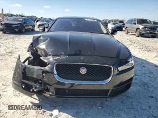 2017 Jaguar XE 25t Premium with VIN SAJAD4BG1HA966889, listed as a Copart auction lot 81849404 with 77,086 mi miles and Salvage Title. Bid and sale history available at carsss.com. Image 5.