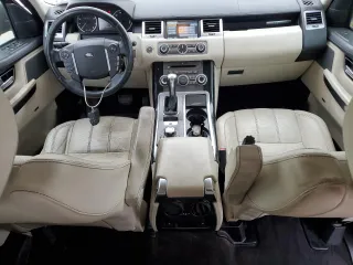 2011 Land Rover Range Rover Sport SC z VIN SALSH2E43BA264165, wystawiony jako Copart lot #83065144 z przebiegiem 136 894 mil mil oraz Szkody całkowita. Historia ofert i sprzedaży dostępna na DreamBid. Obrazek 8.