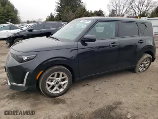 2023 Kia Soul LX with VIN KNDJ23AU7P7874011, listed as a Copart auction lot 45062395 with 43,123 mi miles and Salvage Title. Bid and sale history available at carsss.com. Image 1.