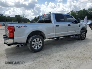 2020 Ford F-250 XL z VIN 1FT7W2BTXLEE66199, wystawiony jako Copart lot #62668705 z przebiegiem 74 631 mil mil oraz Nie do naprawy • Non repairable. Historia ofert i sprzedaży dostępna na DreamBid. Obrazek 3.