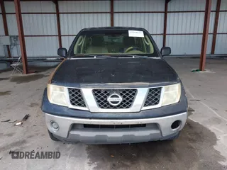 2007 Nissan Frontier SE z VIN 1N6AD07U77C441003, wystawiony jako IAAI lot #42264523 z przebiegiem 423 457 mil mil oraz . Historia ofert i sprzedaży dostępna na DreamBid. Obrazek 12.
