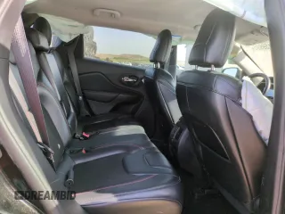2020 Jeep Cherokee Trailhawk с VIN 1C4PJMBX6LD608552, выставлен на аукционе Copart как лот 52159995 с пробегом 84 368 миль миль и Списание • Salvage title. История ставок и продаж доступна на DreamBid. Изображение 10.